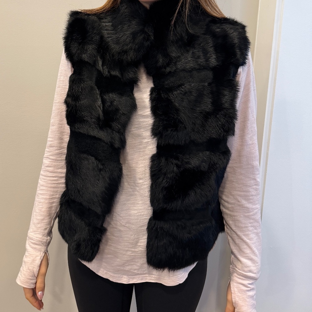 Love Token 100% Real Rabbit Fur Vest